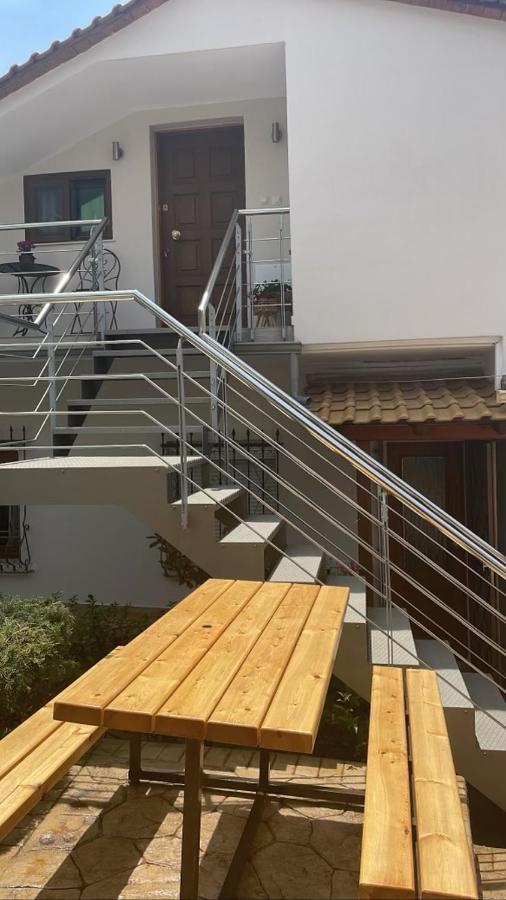Barbara's House,new Luxury Central